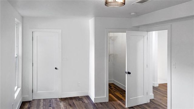 1052 Windsor SW Street, Atlanta, GA 30310