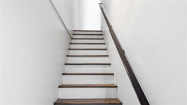 1052 Windsor SW Street, Atlanta, GA 30310