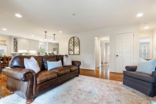 3505 COVENTRY DRIVE, Vestavia Hills, AL 35243