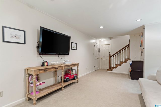 3505 COVENTRY DRIVE, Vestavia Hills, AL 35243