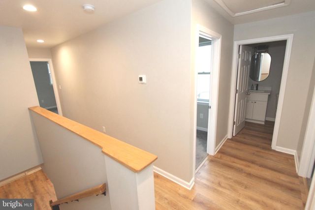 1807 PARKVIEW AVE, Bristol, PA 19007