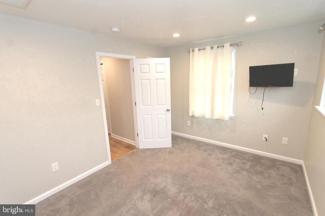 1807 PARKVIEW AVE, Bristol, PA 19007