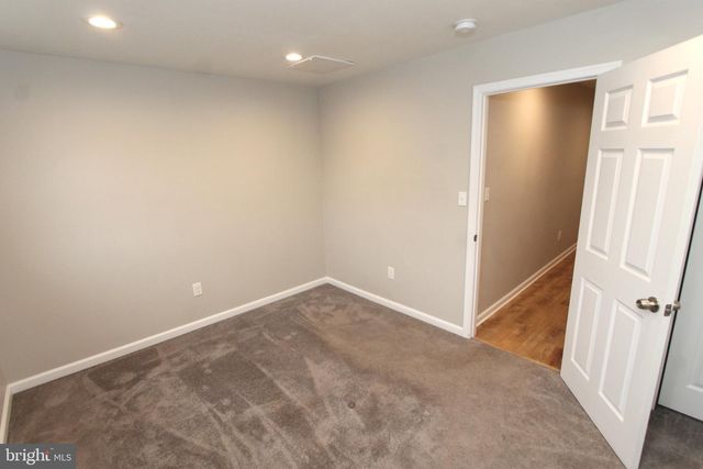 1807 PARKVIEW AVE, Bristol, PA 19007