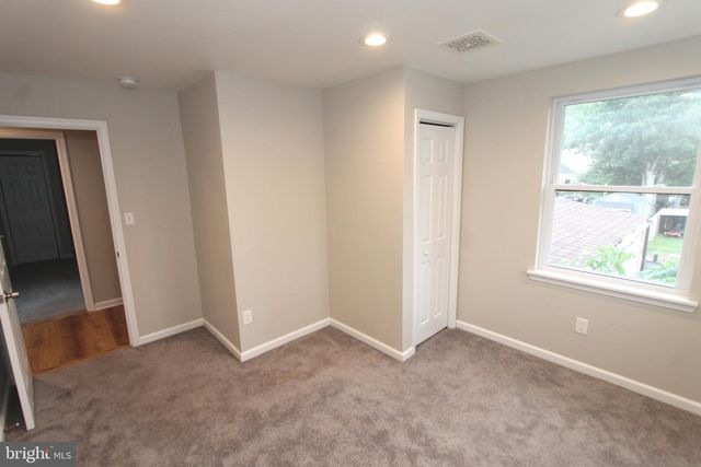 1807 PARKVIEW AVE, Bristol, PA 19007