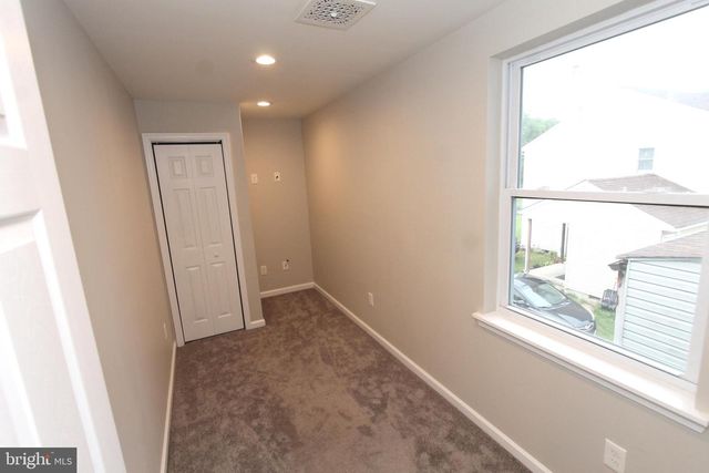 1807 PARKVIEW AVE, Bristol, PA 19007
