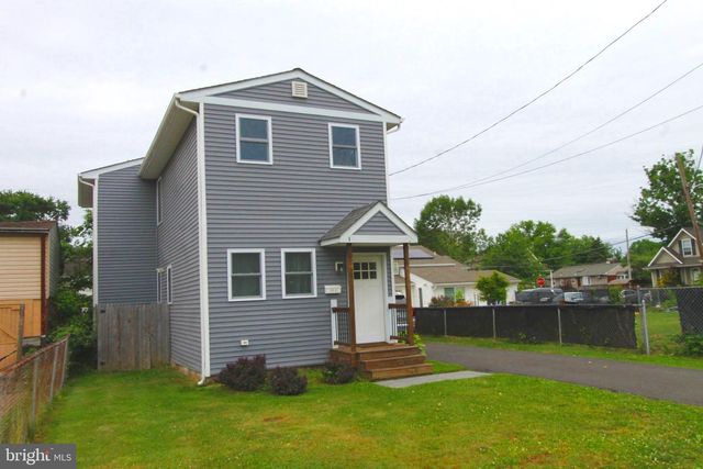 1807 PARKVIEW AVE, Bristol, PA 19007