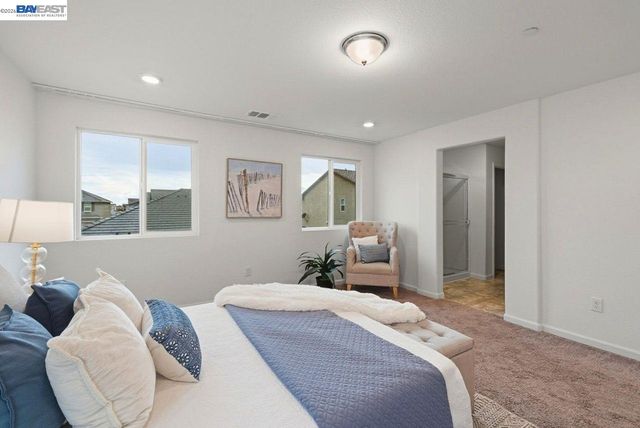 1444 Meridian St, Manteca, CA 95337