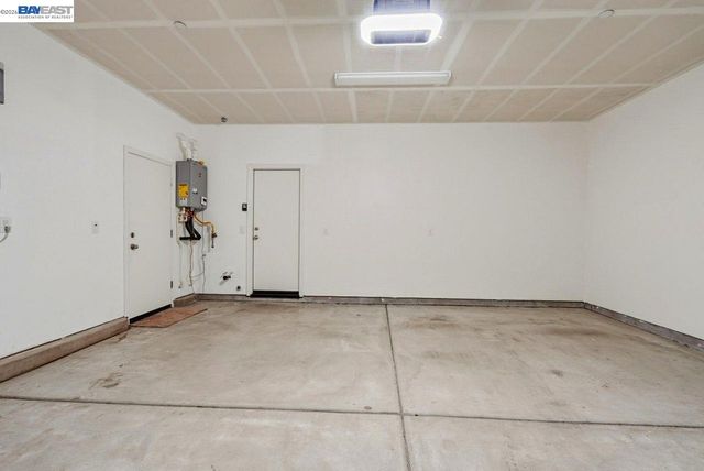 1444 Meridian St, Manteca, CA 95337