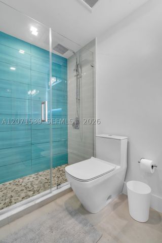 100 Lincoln Rd 539, Miami Beach, FL 33139