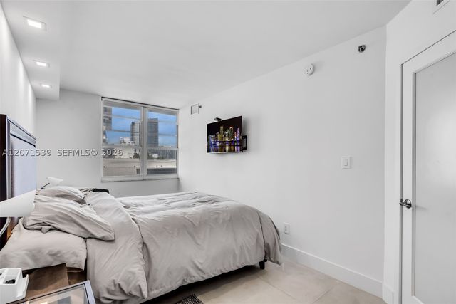 100 Lincoln Rd 539, Miami Beach, FL 33139
