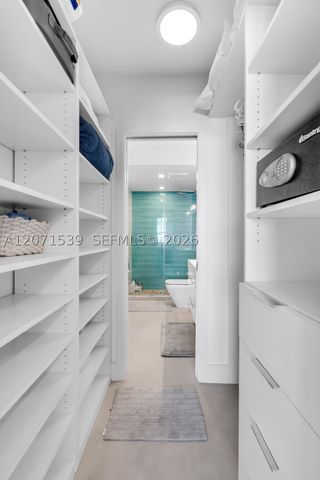 100 Lincoln Rd 539, Miami Beach, FL 33139