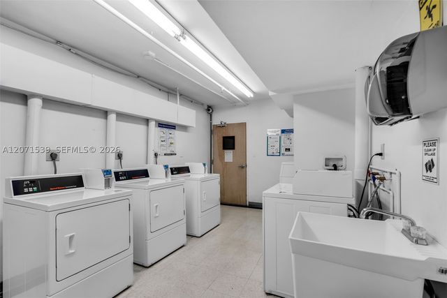 100 Lincoln Rd 539, Miami Beach, FL 33139
