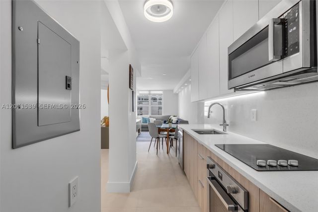 100 Lincoln Rd 539, Miami Beach, FL 33139
