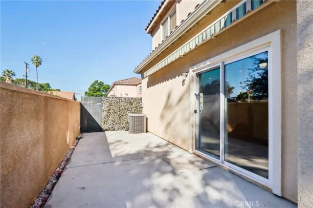 12106 Old River School Road G, Downey, CA 90242