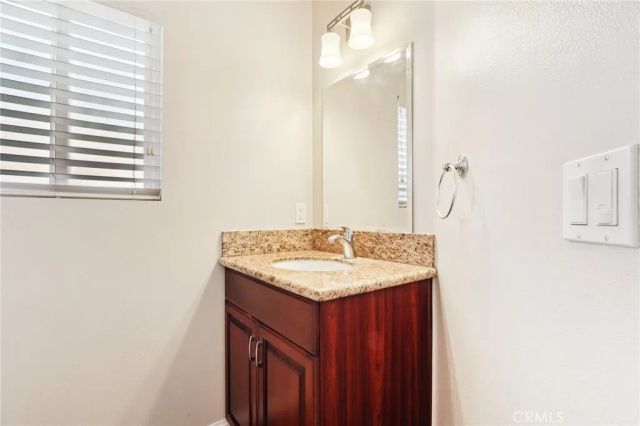 12106 Old River School Road G, Downey, CA 90242