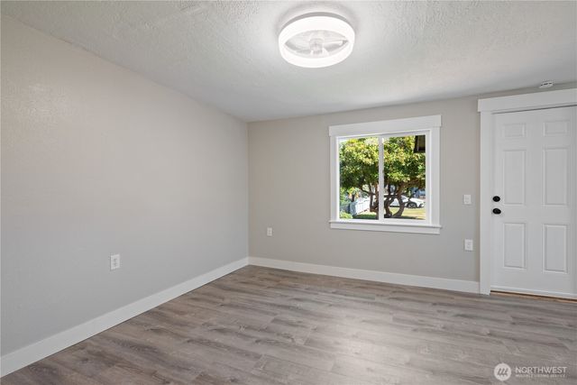 325 23rd Avenue, Longview, WA 98632