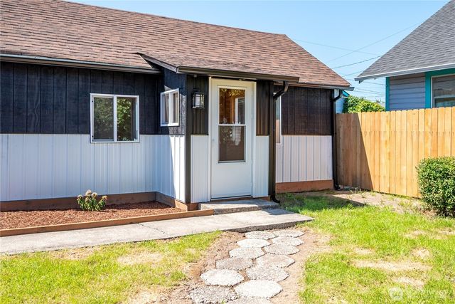 325 23rd Avenue, Longview, WA 98632