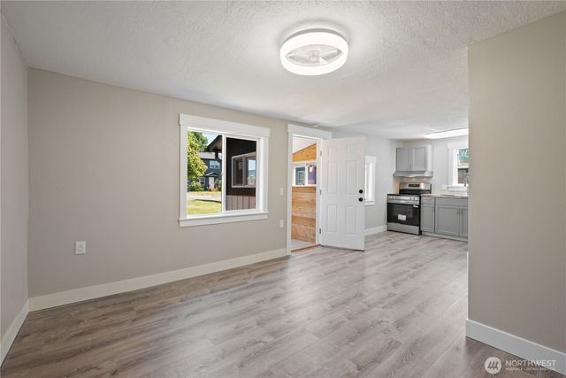 325 23rd Avenue, Longview, WA 98632