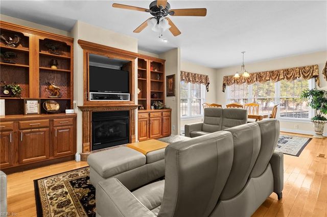 110 Chancey DR, Elizabeth City, NC 27909