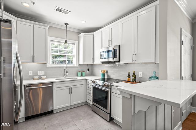 100 Northbrook Drive 108, Raleigh, NC 27609