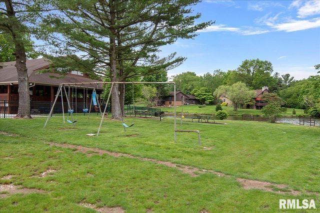 21 Trailridge Lane, Springfield, IL 62704