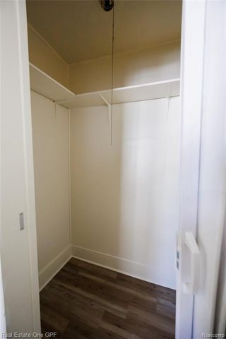 8242 Maxwell Avenue, Warren, MI 48089