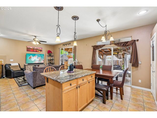 225 Nw 208TH Ave, Beaverton, OR 97006