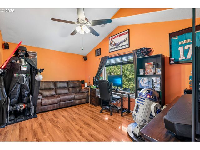 225 Nw 208TH Ave, Beaverton, OR 97006