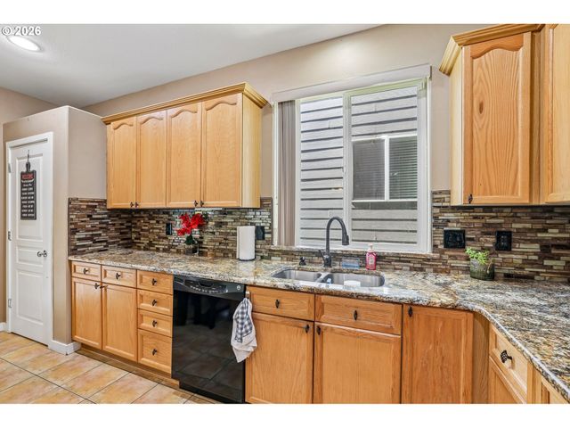225 Nw 208TH Ave, Beaverton, OR 97006