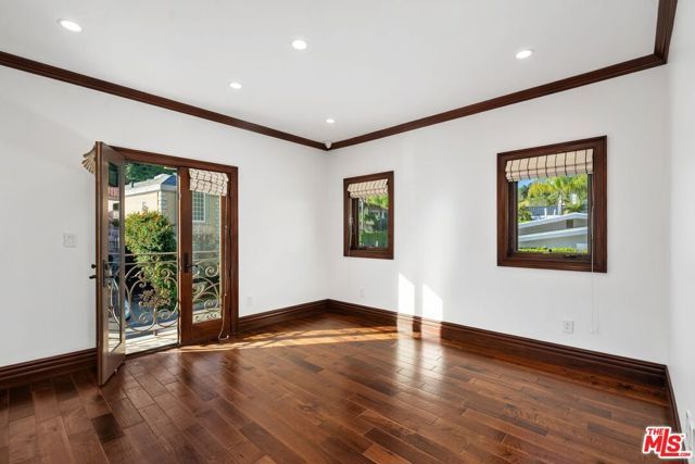 2108 San Ysidro Drive, Beverly Hills, CA 90210