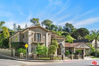 2108 San Ysidro Drive, Beverly Hills, CA 90210
