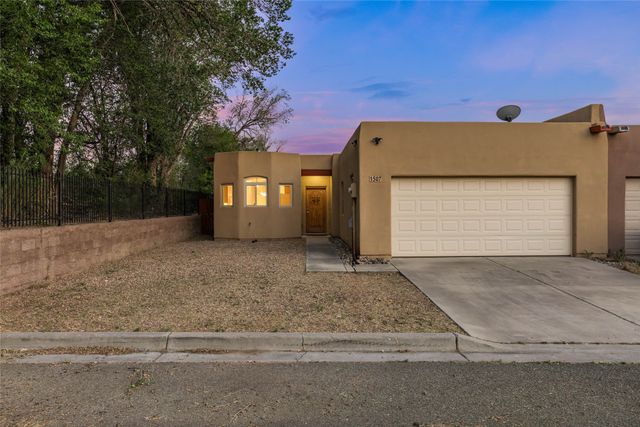 1507 Kachina ridge, Santa Fe, NM 87507