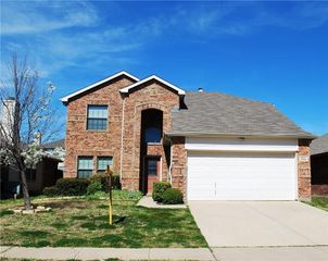 2026 Tanur Cascade Drive, Anna, TX 75409