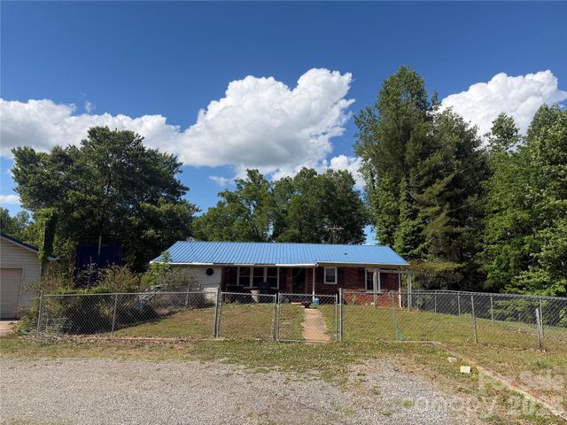 781 Rock Road, Rutherfordton, NC 28139