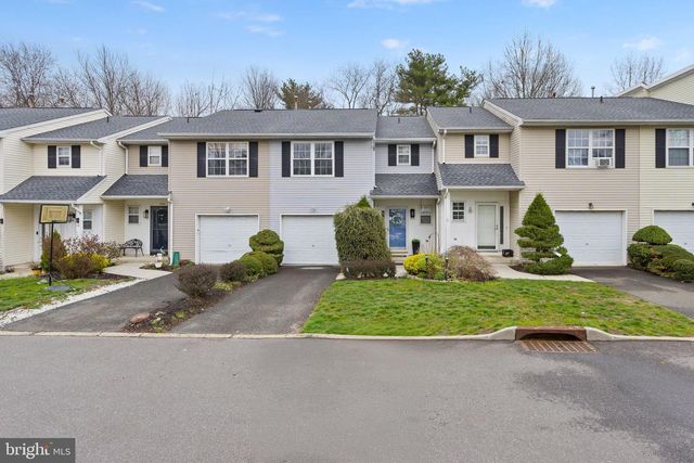 22 SCOTTO PLACE, Dayton, NJ 08810
