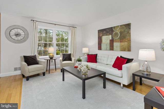 22 SCOTTO PLACE, Dayton, NJ 08810