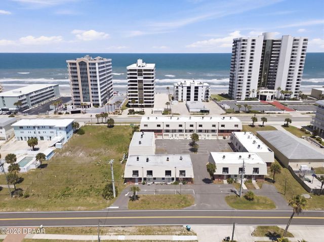 3750 S Atlantic Ave Apt 18, Daytona Beach Shores, FL 32118