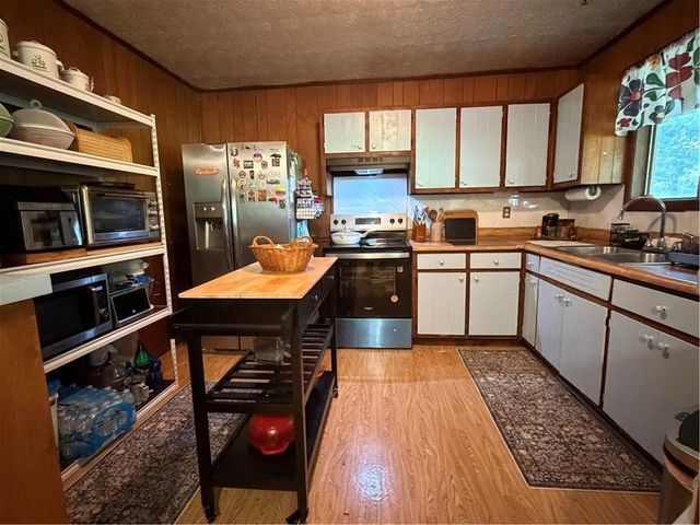 8399 San Jose Trail, Jonesboro, GA 30236