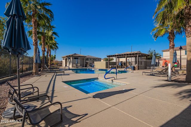 759 E LARK Street 202, Gilbert, AZ 85297