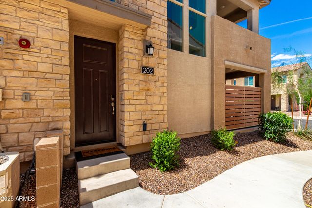 759 E LARK Street 202, Gilbert, AZ 85297