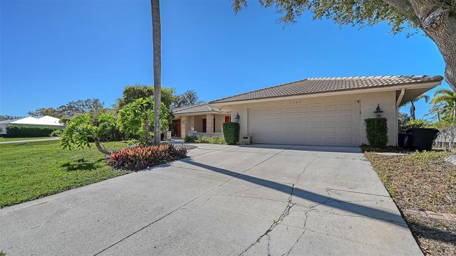 1109 DELACROIX CIRCLE, Nokomis, FL 34275