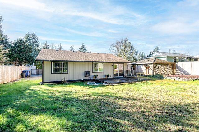 16013 119th Avenue E, Puyallup, WA 98374