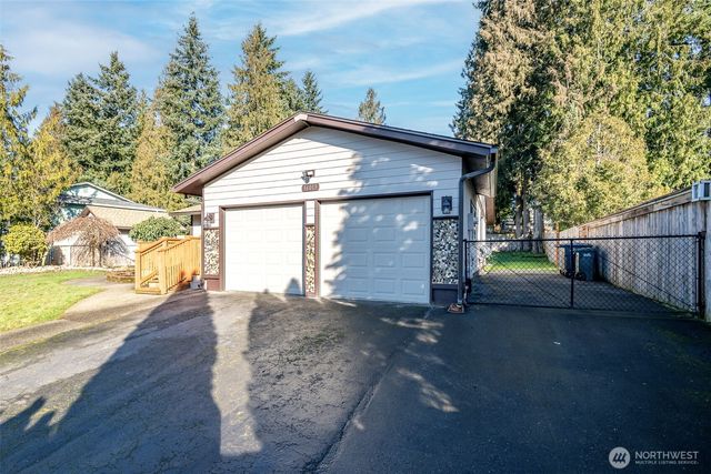 16013 119th Avenue E, Puyallup, WA 98374