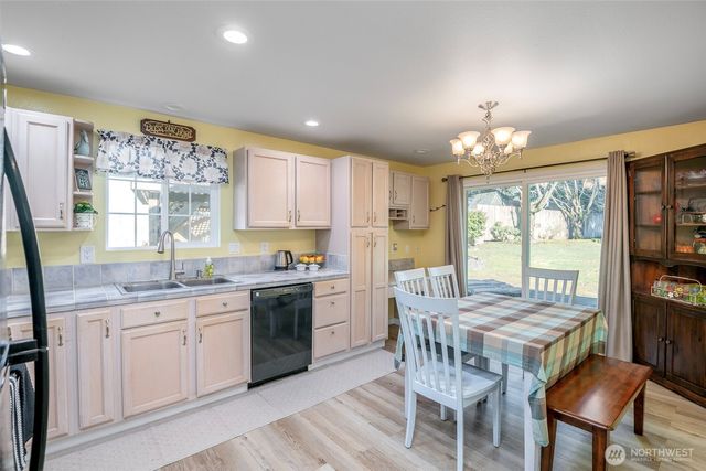 16013 119th Avenue E, Puyallup, WA 98374