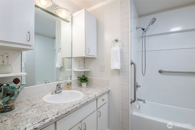 16013 119th Avenue E, Puyallup, WA 98374