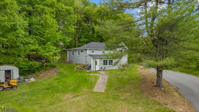 22 Paddock Ave, Vernon Twp., NJ 07422