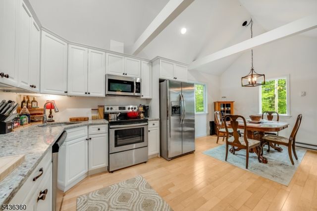 22 Paddock Ave, Vernon Twp., NJ 07422