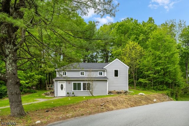 22 Paddock Ave, Vernon Twp., NJ 07422