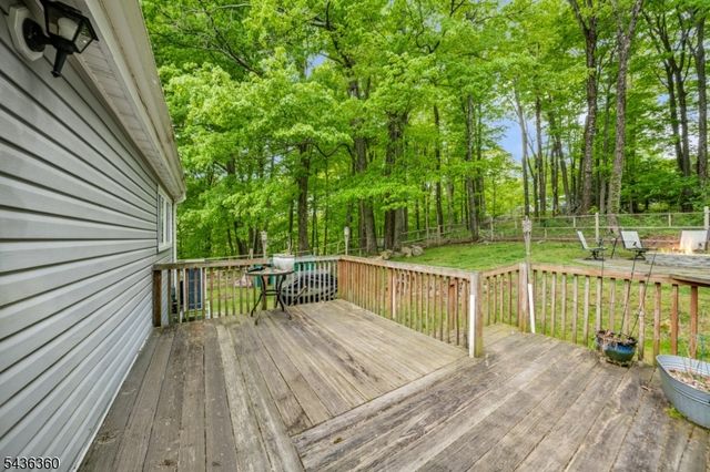 22 Paddock Ave, Vernon Twp., NJ 07422