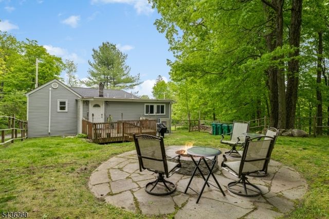 22 Paddock Ave, Vernon Twp., NJ 07422